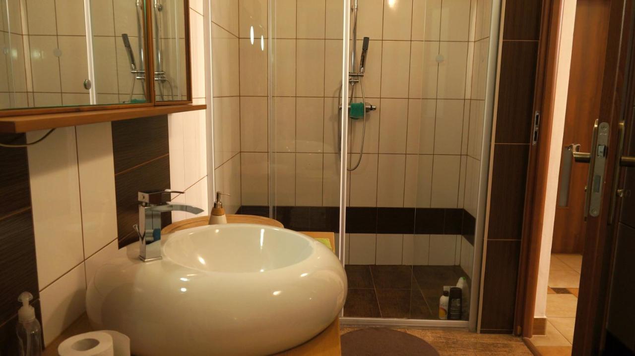 U Salonu Virginia Appartement Česká Kamenice Buitenkant foto